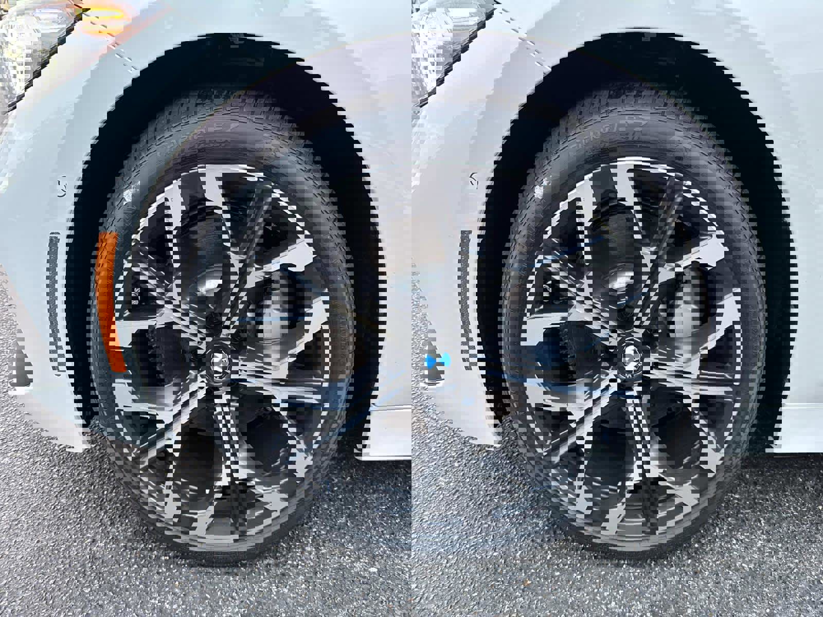 New 2025 BMW 330i xDrive 330i xDrive w/ M Sport Package image 10