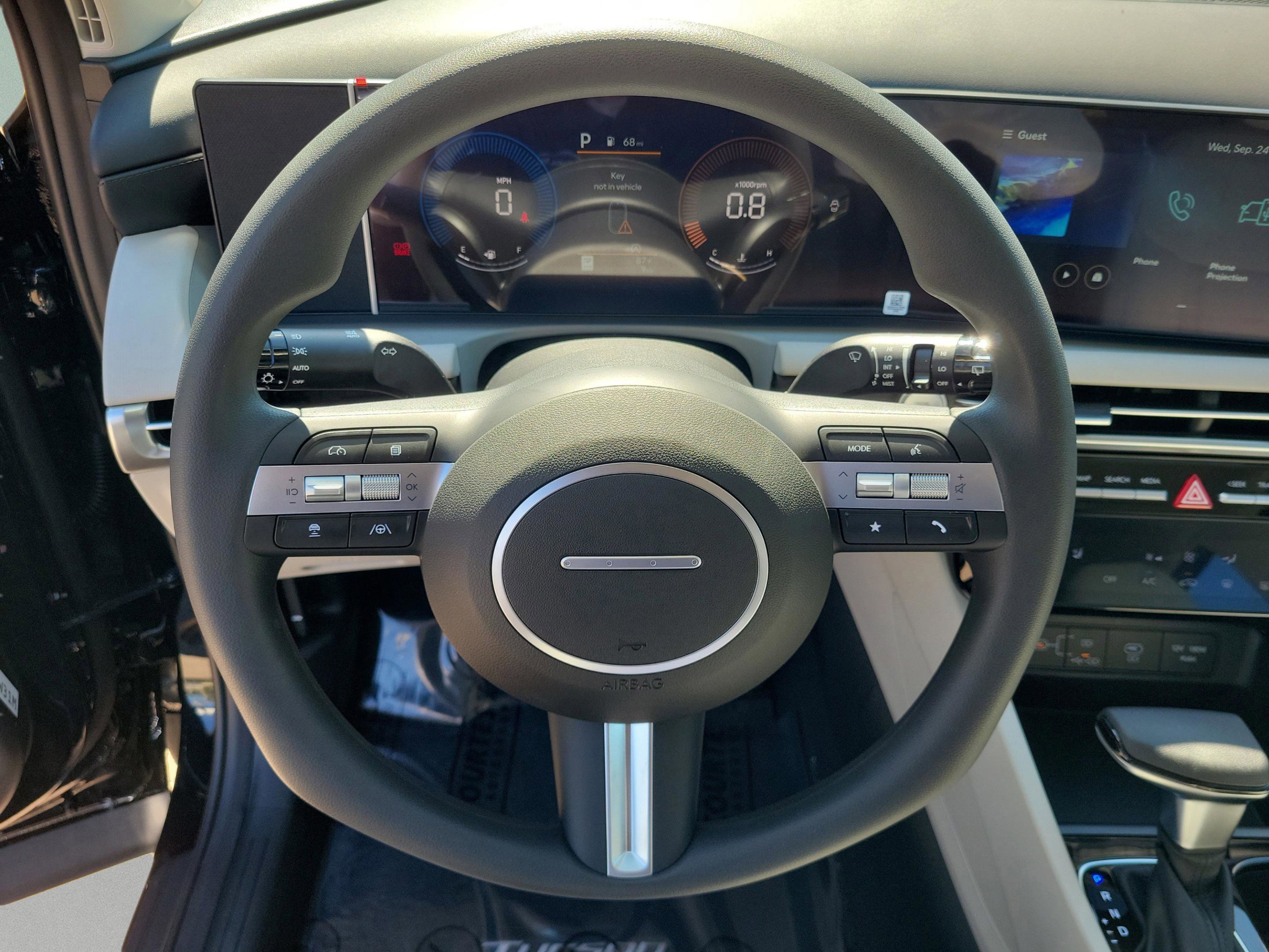 New 2026 Hyundai Tucson SEL FWD image 11