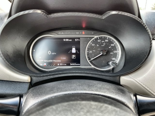 Used 2022 Nissan Versa SV FWD image 19