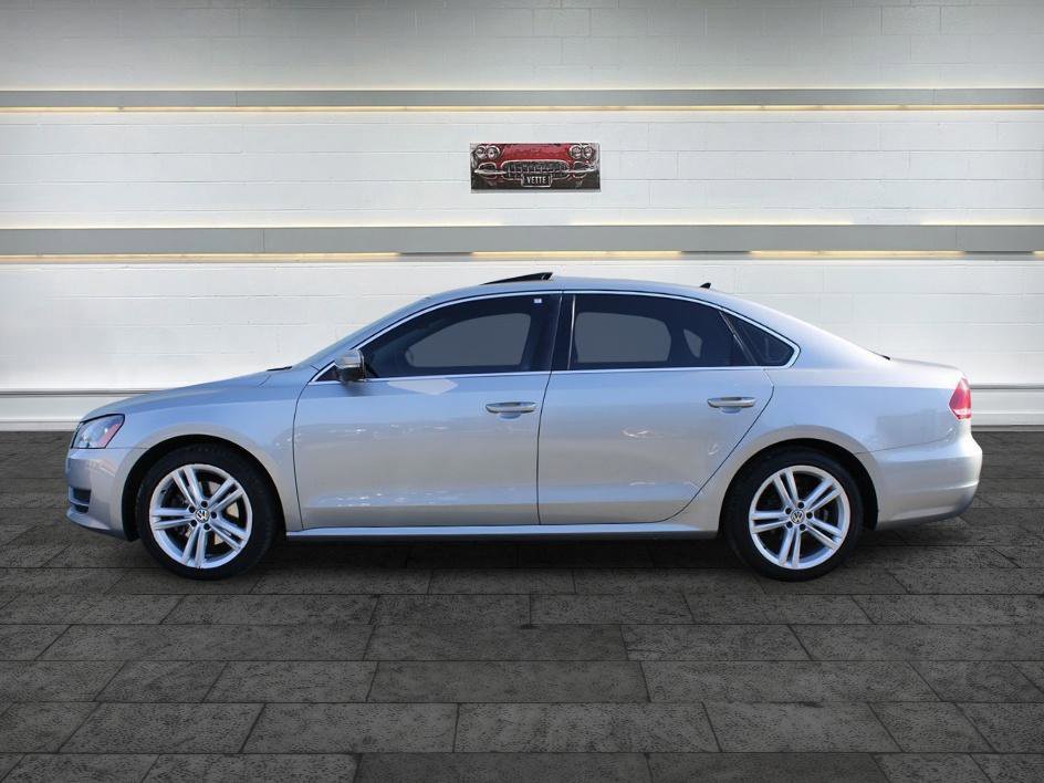 Used 2014 Volkswagen Passat 1.8T SE image 4
