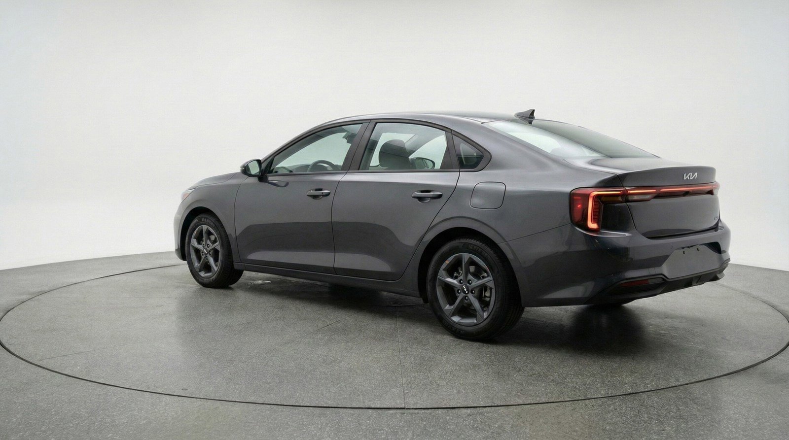 Used 2025 Kia K4 FWD image 5
