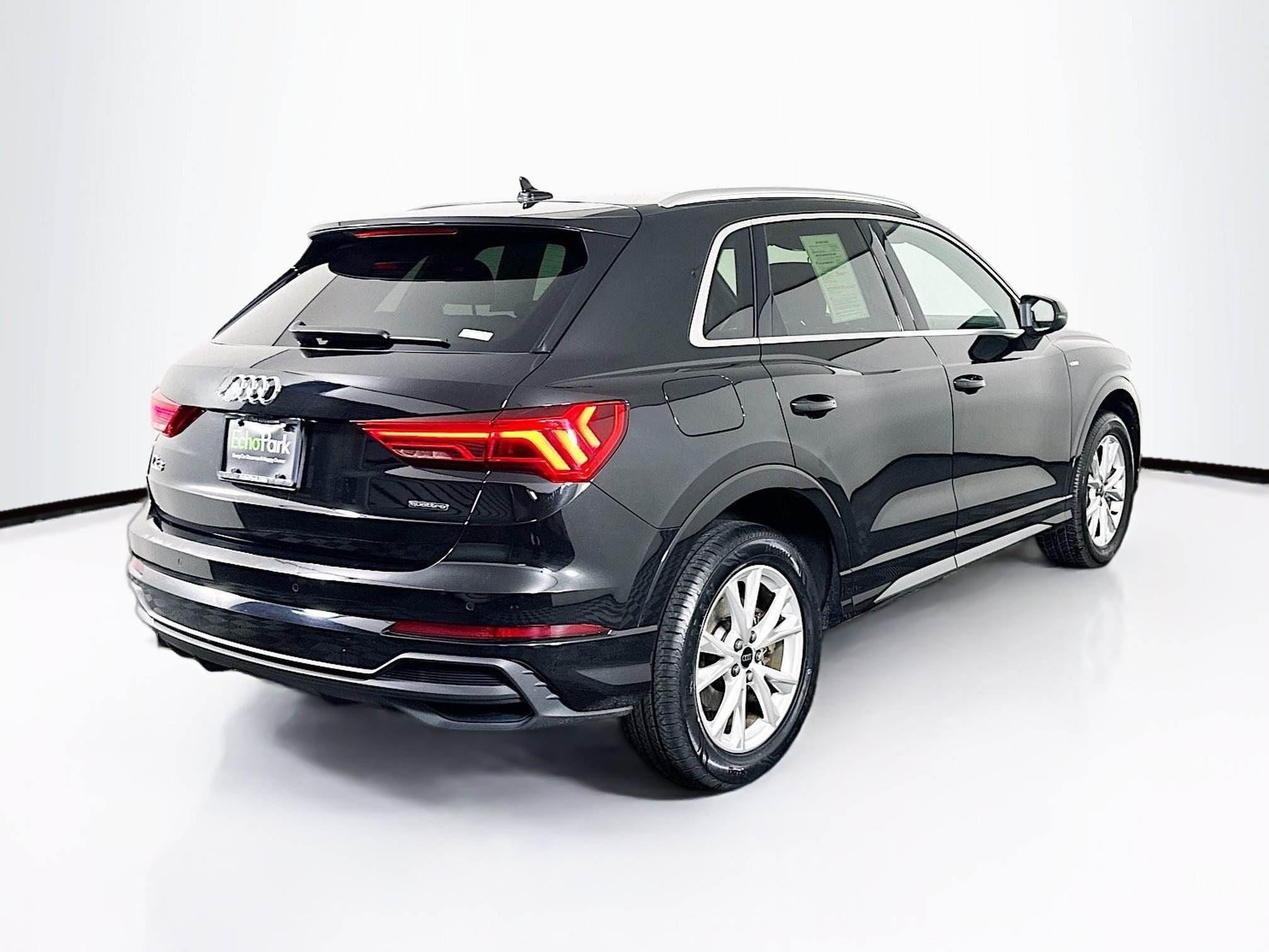 Used 2025 Audi Q3 2.0T Premium AWD/4WD image 9