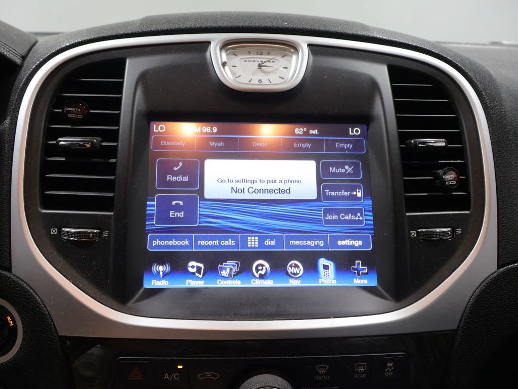 Used 2013 Chrysler 300 C AWD/4WD image 25