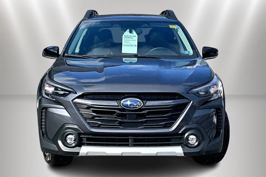 Certified 2025 Subaru Outback Limited image 2