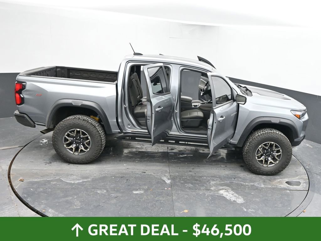 Used 2024 Chevrolet Colorado ZR2 w/ ZR2 Convenience Package III image 69