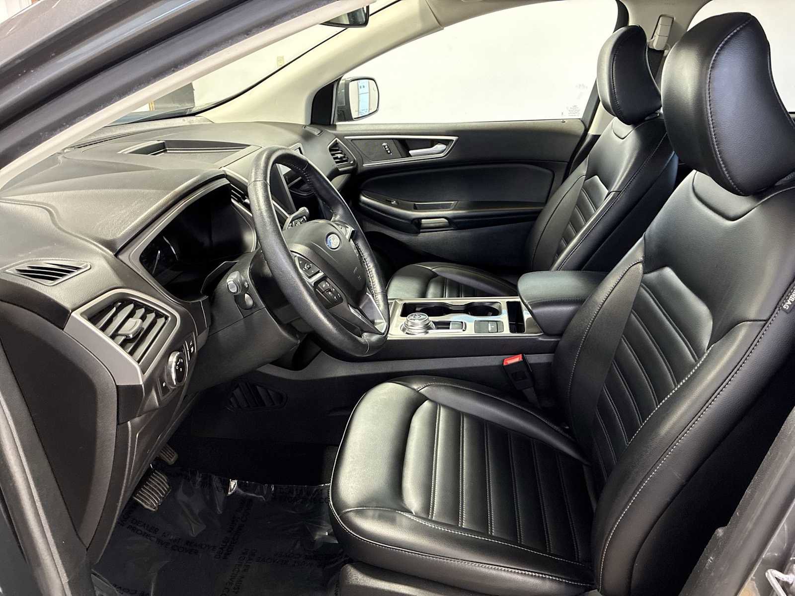 Used 2023 Ford Edge SEL w/ Convenience Package image 13