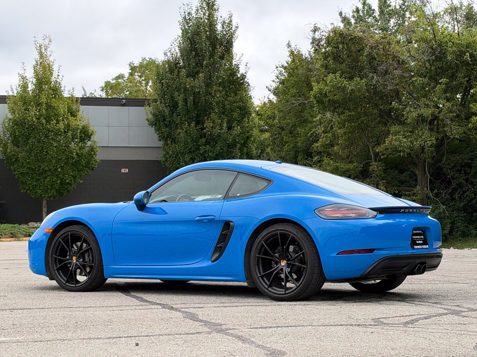 Certified 2025 Porsche 718 Cayman RWD image 3