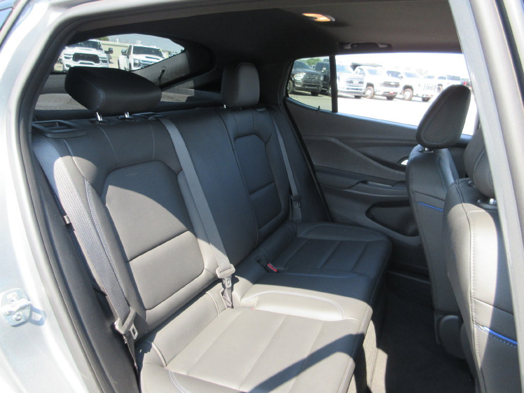 Used 2025 Buick Envista Sport Touring FWD image 20