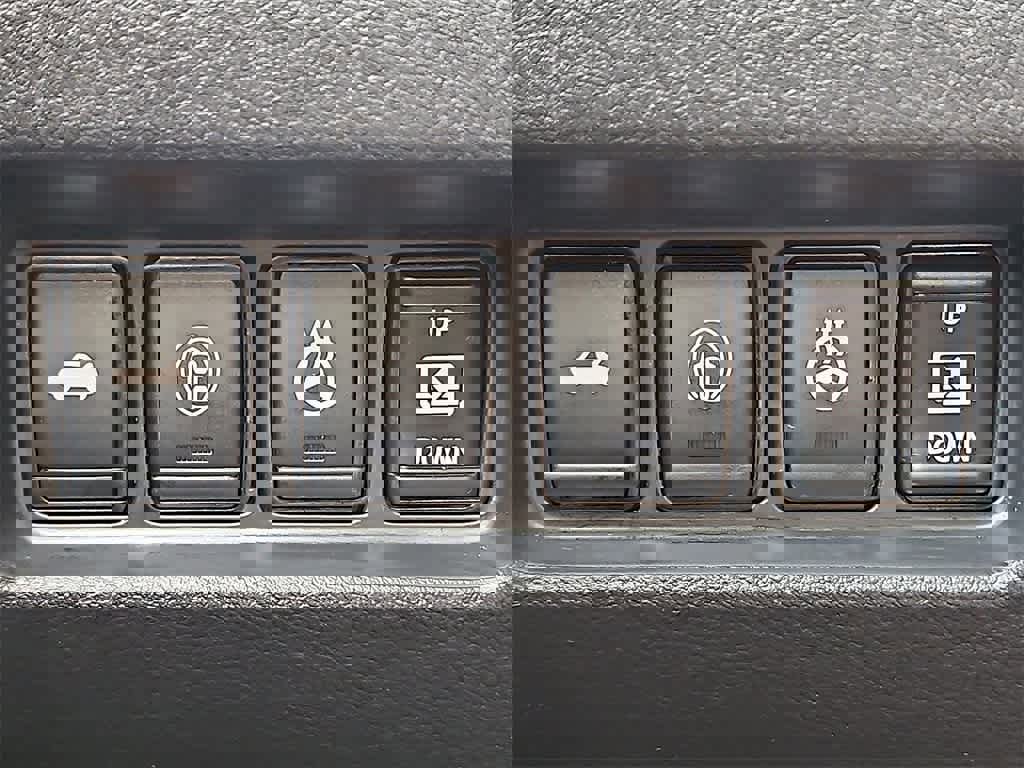 Used 2023 Nissan Maxima Platinum w/ Sport Mat Group image 23