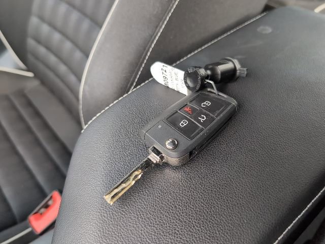 Used 2022 Volkswagen Jetta Sport image 25