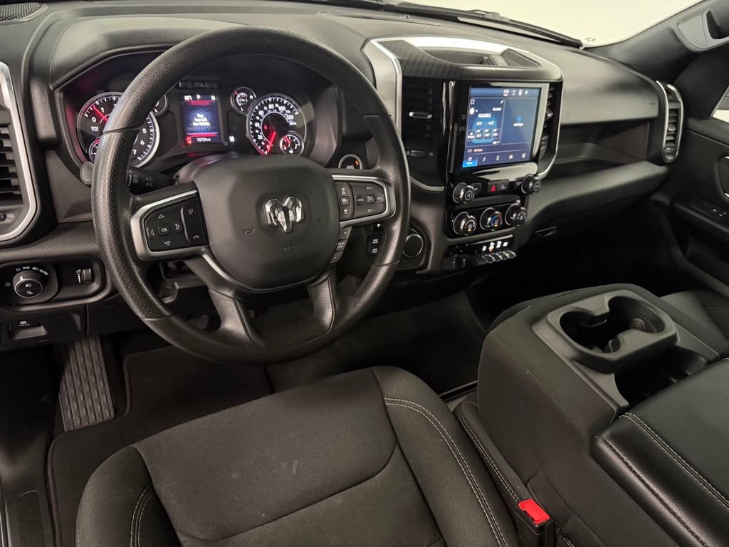Used 2025 RAM 1500 Big Horn AWD/4WD image 11