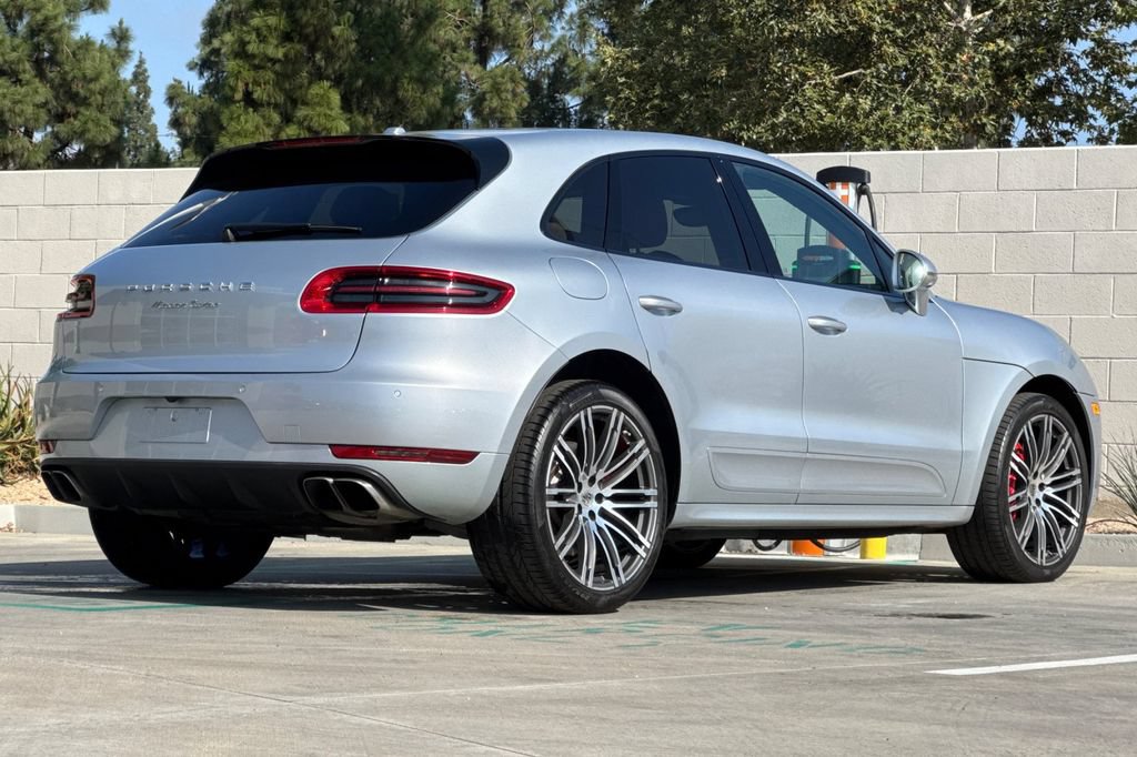 Used 2018 Porsche Macan Turbo AWD/4WD image 7