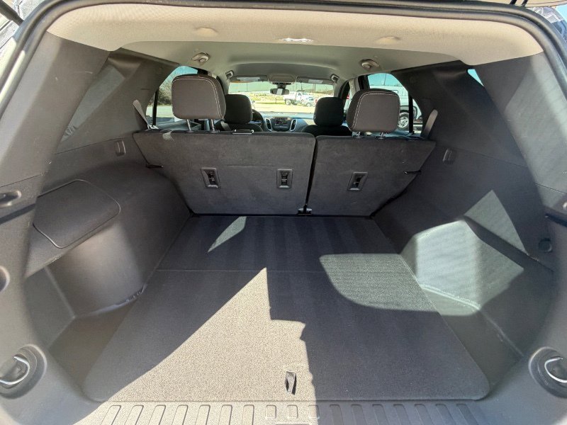 Used 2022 Chevrolet Equinox LS AWD/4WD image 9