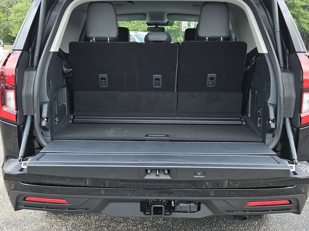 New 2026 Ford Expedition Active RWD image 11
