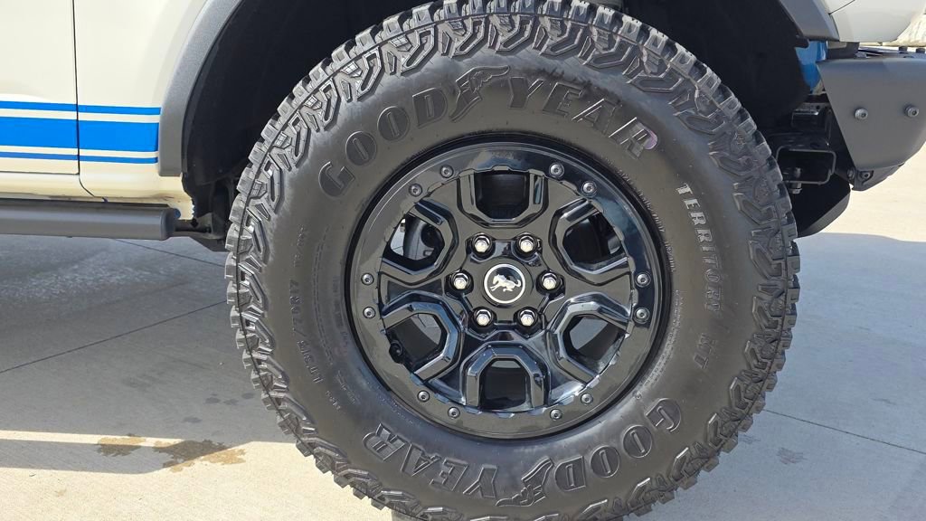 Used 2024 Ford Bronco Wildtrak image 11