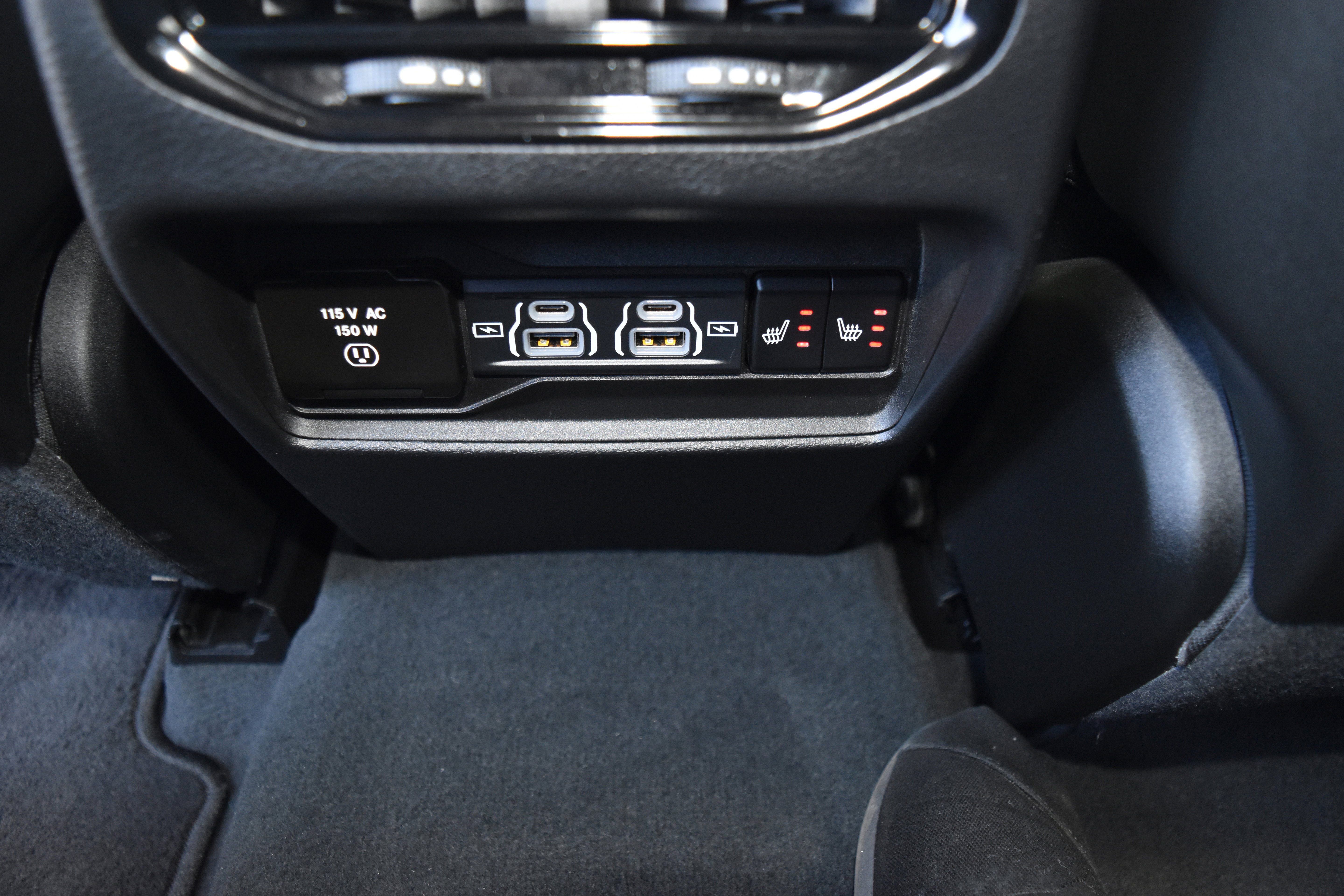 Used 2023 Jeep Grand Cherokee Limited w/ Luxury Tech Group II AWD/4WD image 28