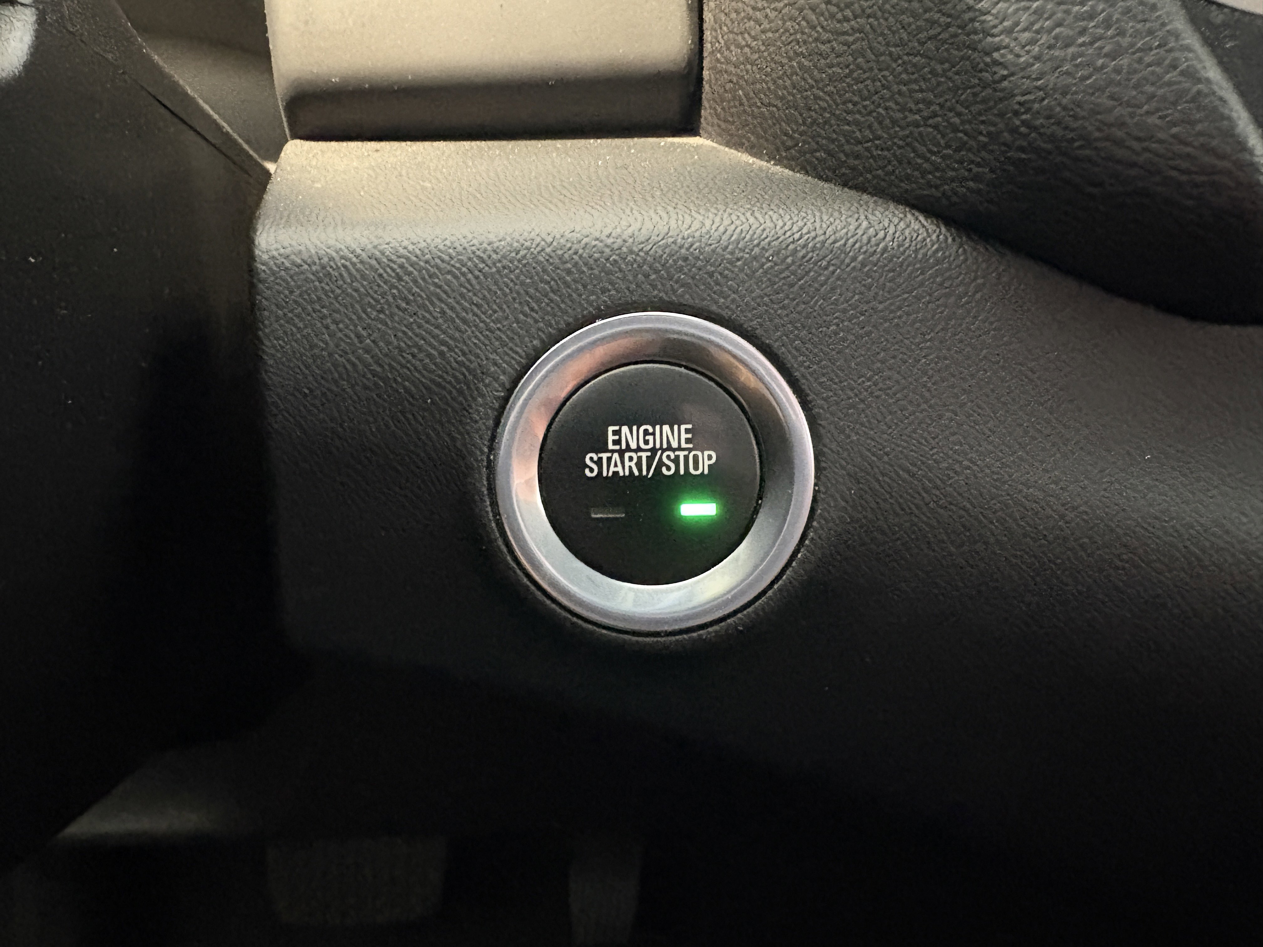 Used 2023 GMC Terrain SLT image 11