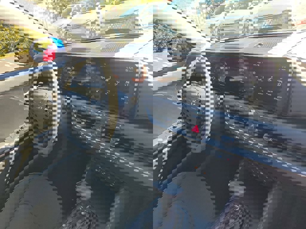 New 2026 Kia K4 LXS image 8