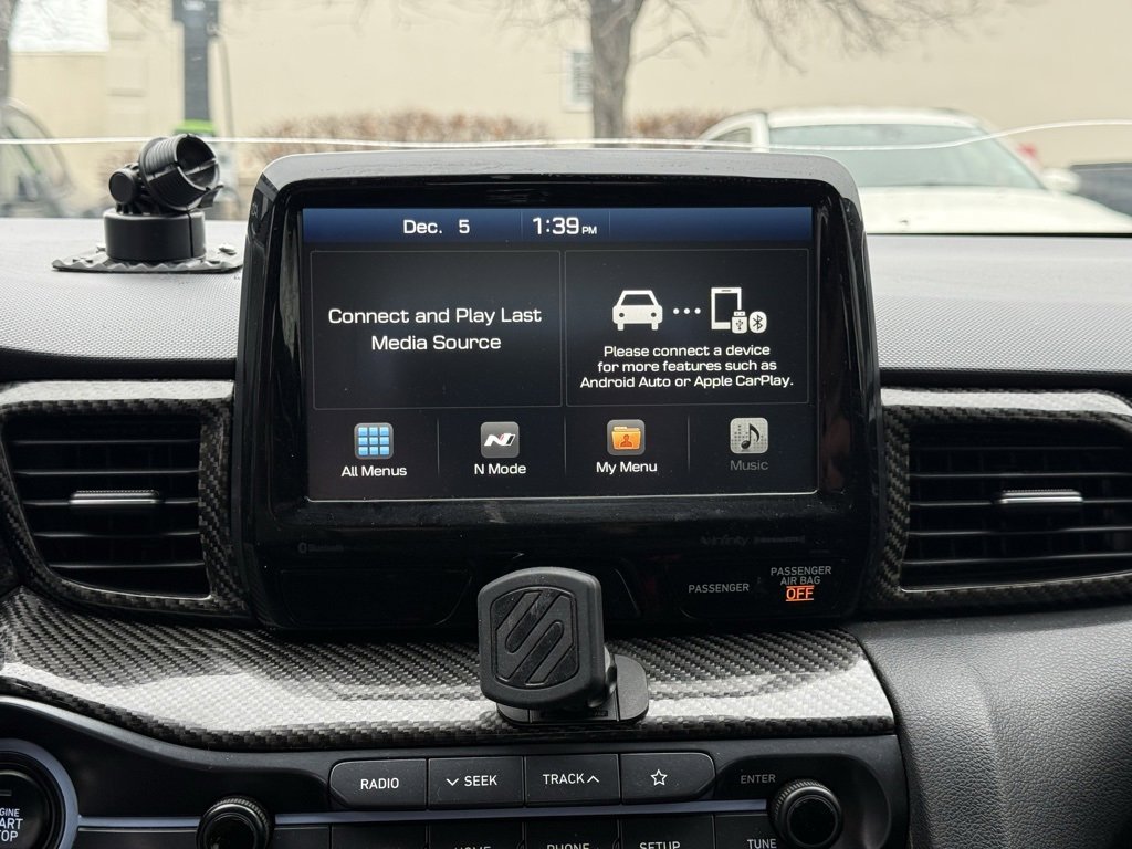 Used 2019 Hyundai Veloster N N w/ Performance Package image 17