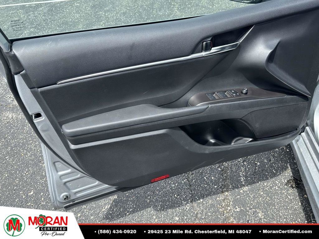 Used 2024 Toyota Camry SE FWD image 14