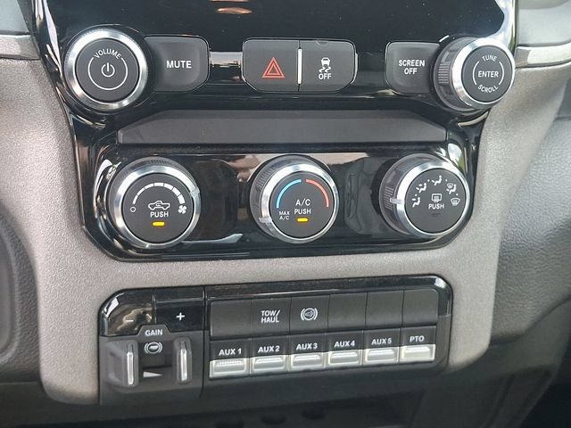 Used 2025 RAM 5500 Tradesman AWD/4WD image 14