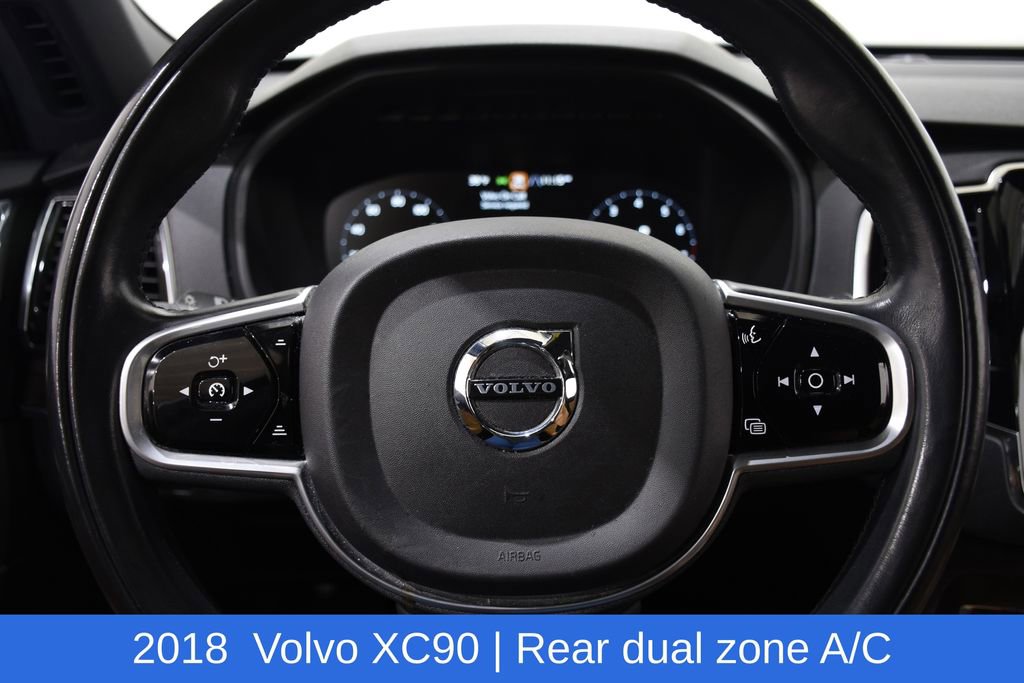 Used 2018 Volvo XC90 T6 Momentum w/ Convenience Package image 11