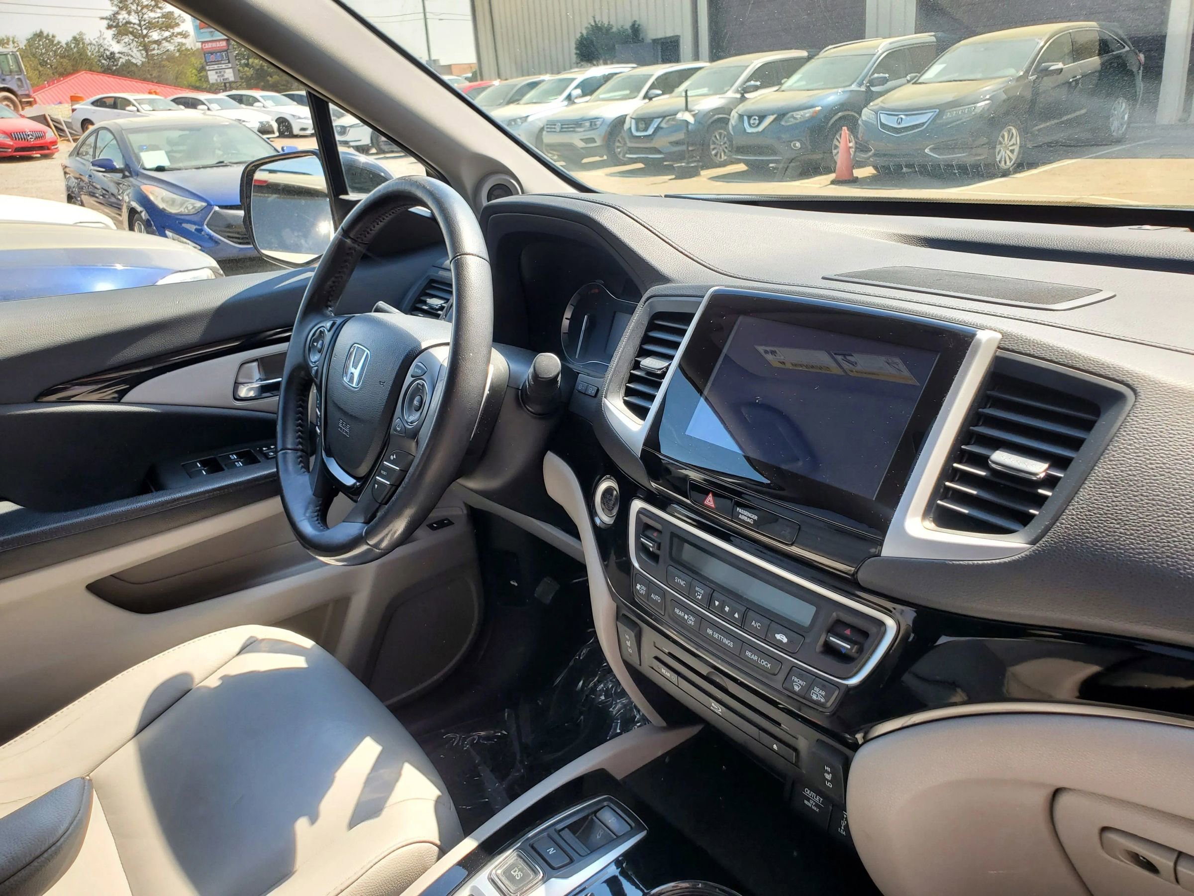 Used 2017 Honda Pilot Touring image 63