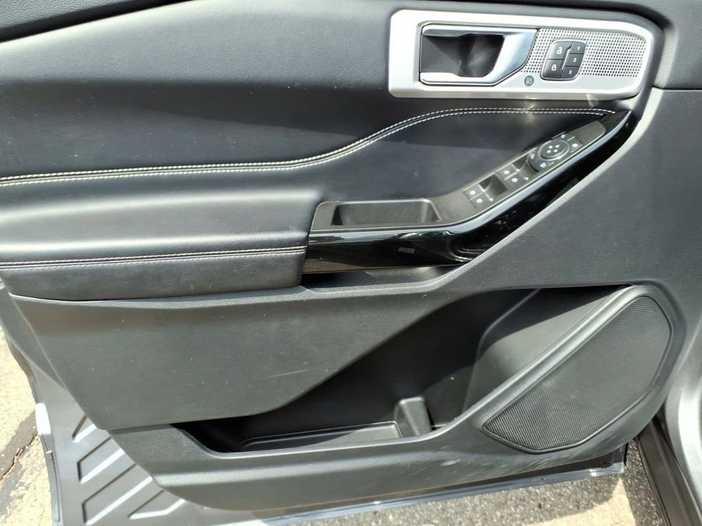 Used 2022 Ford Explorer ST w/ Equipment Group 401A AWD/4WD image 15