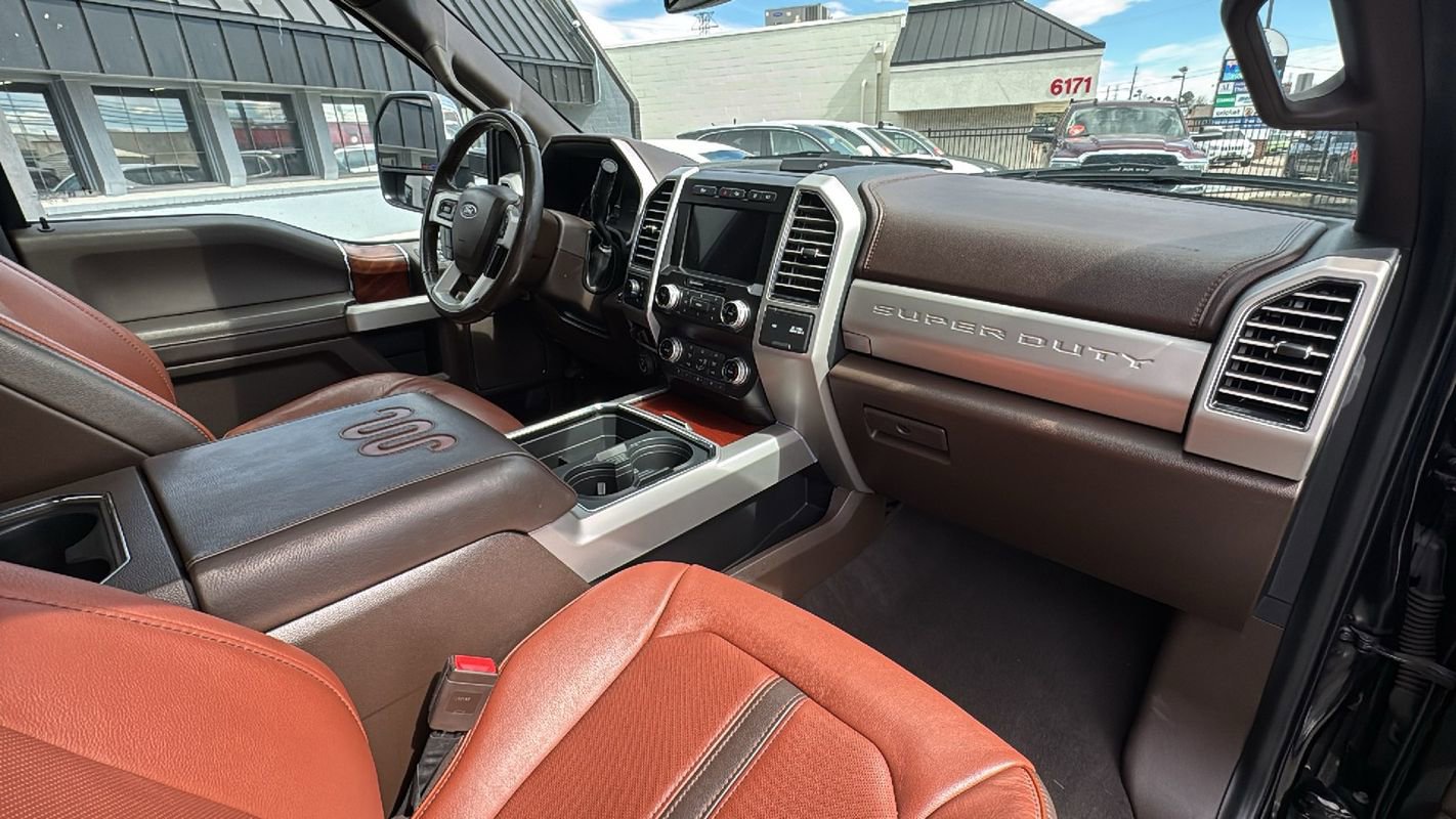 Used 2021 Ford F250 King Ranch w/ King Ranch Ultimate Package AWD/4WD image 22