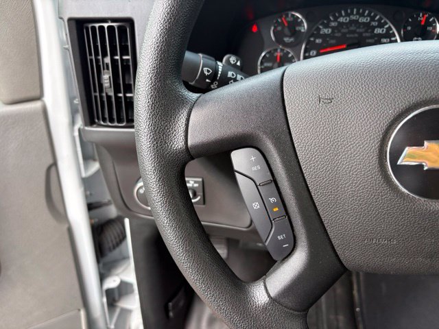 Used 2025 Chevrolet Express 2500 w/ Driver Convenience Package RWD image 33