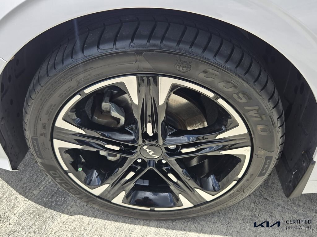 Used 2024 Kia K5 GT-Line w/ GT-Line Premium Package image 10
