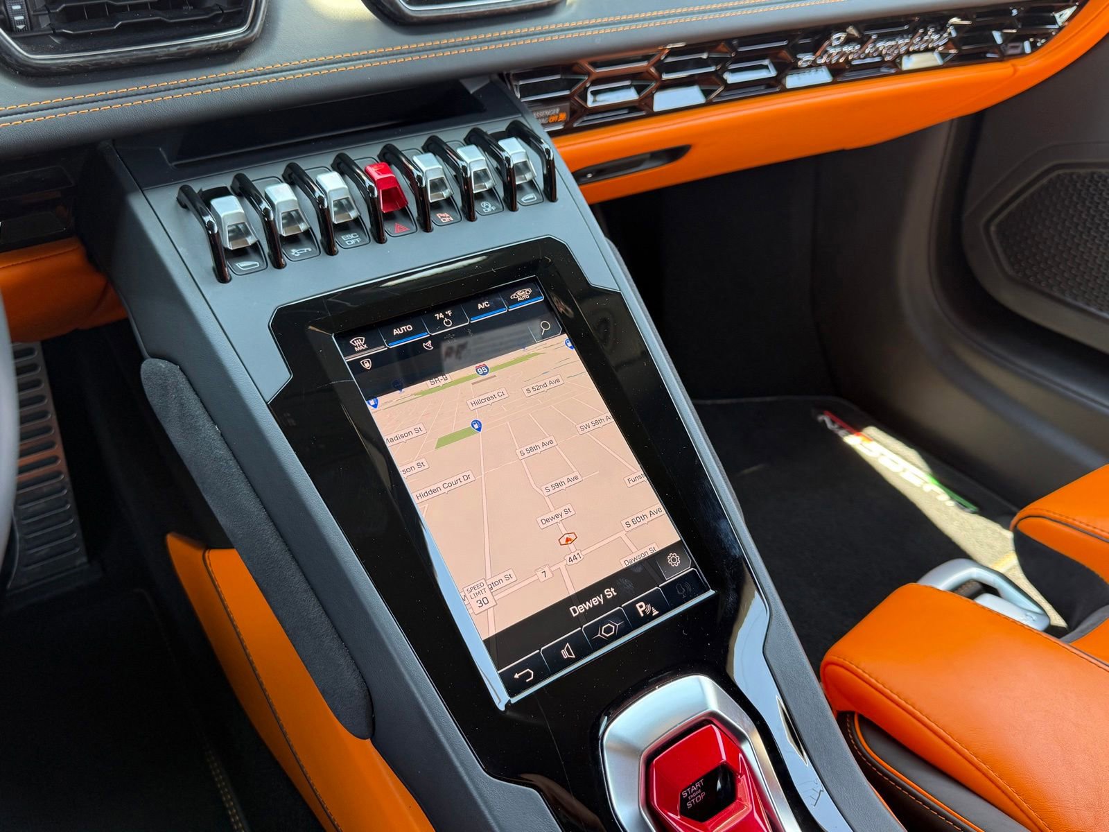 Used 2020 Lamborghini Huracan EVO RWD image 36