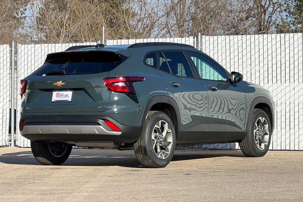 New 2026 Chevrolet Trax LT w/ Driver Confidence Package FWD image 4