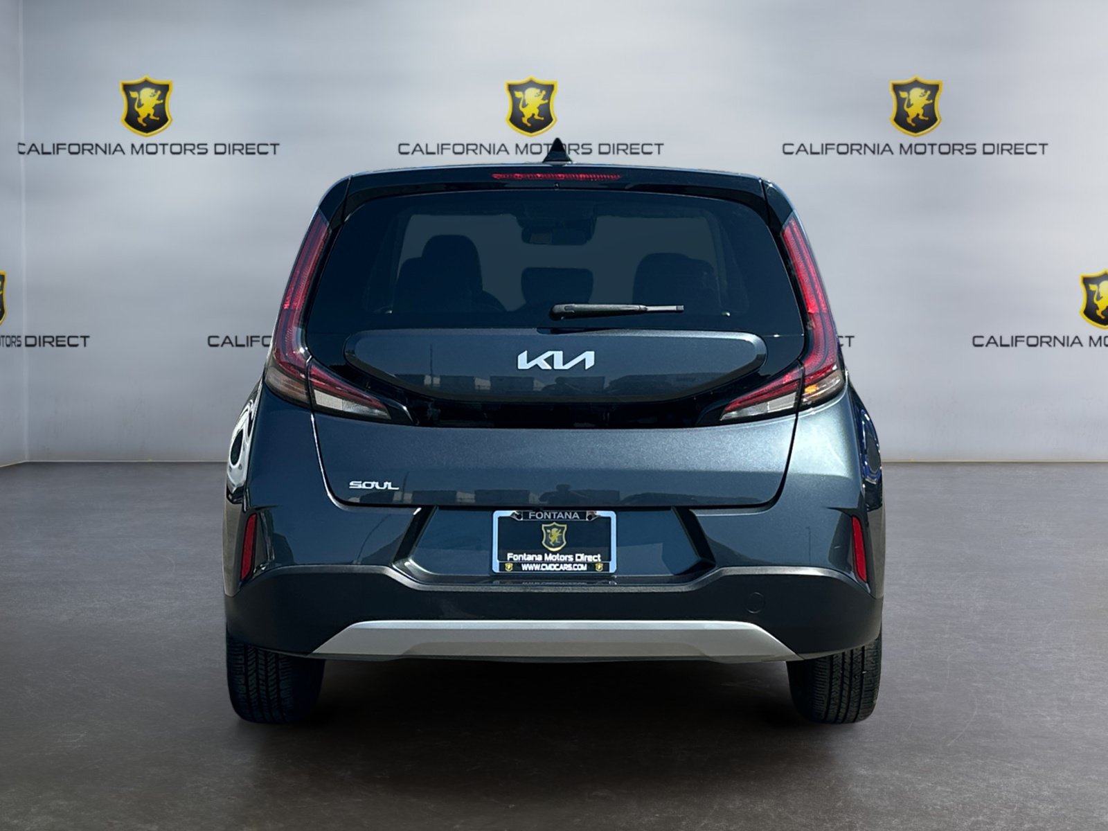 Used 2025 Kia Soul LX FWD image 4