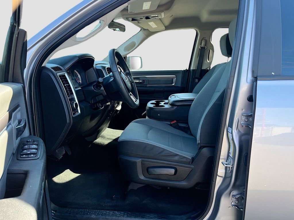 Used 2021 RAM 1500 Classic SLT image 20