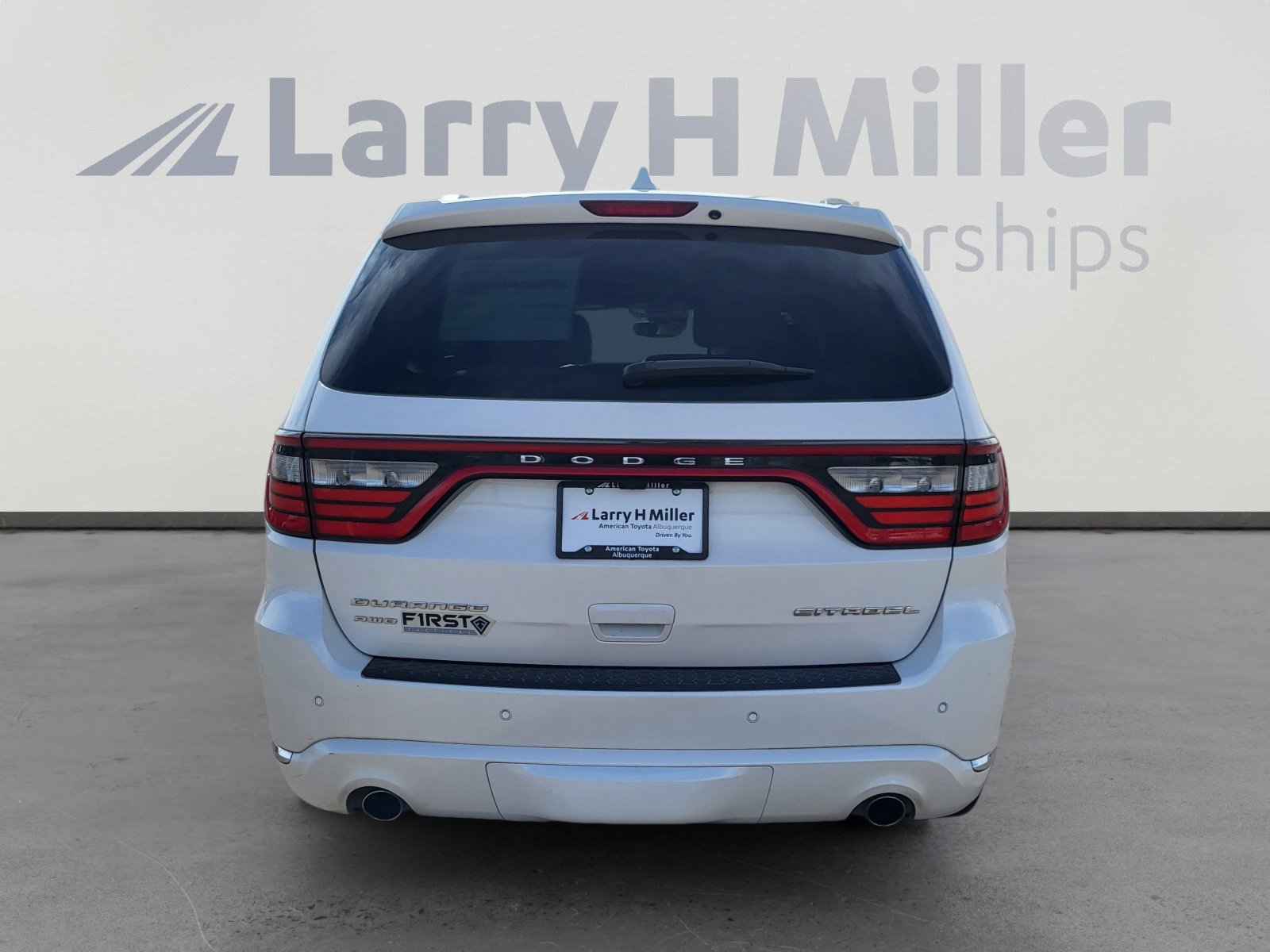 Used 2017 Dodge Durango Citadel w/ Technology Group image 4