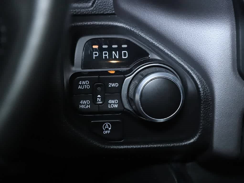Used 2024 RAM 1500 Big Horn AWD/4WD image 25