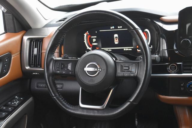 Used 2022 Nissan Pathfinder Platinum w/ Cargo Package AWD/4WD image 21