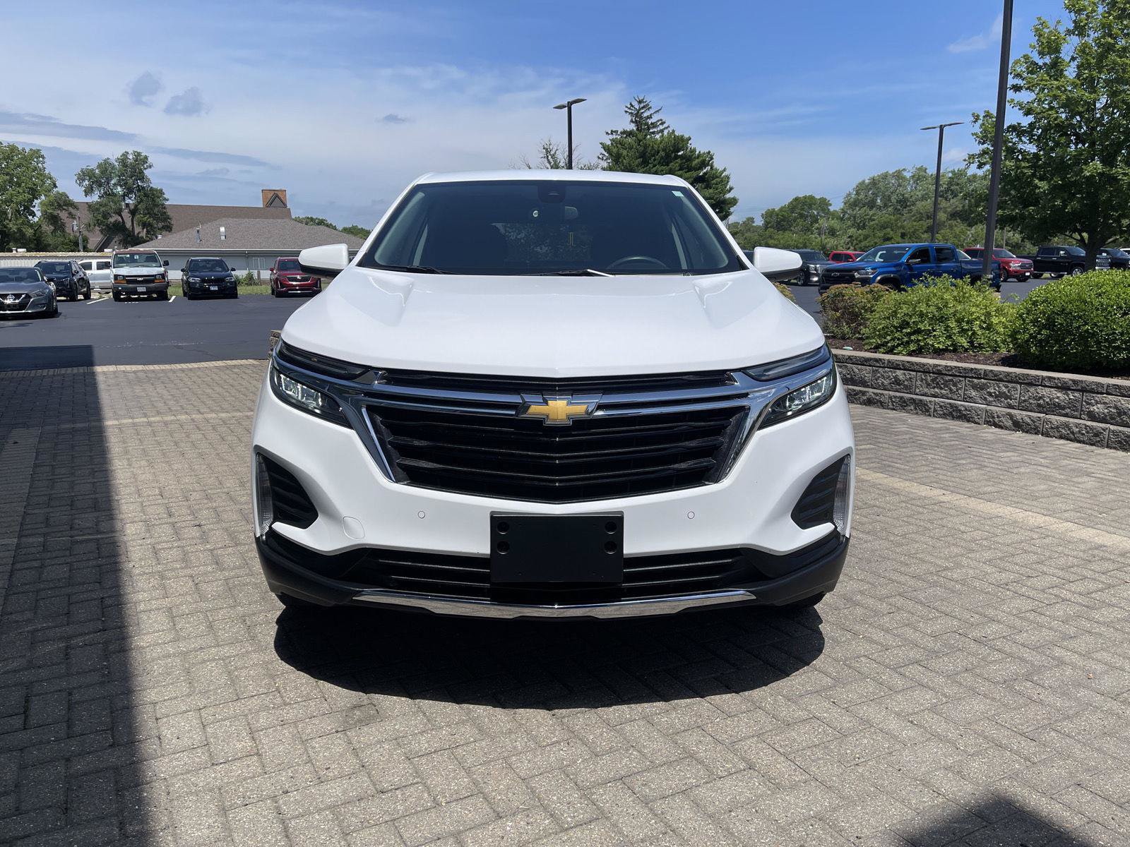 Used 2024 Chevrolet Equinox LT w/ LPO, Floor Liner Package FWD image 8