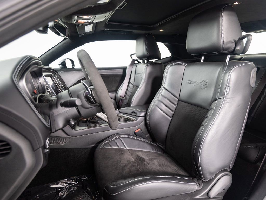 Used 2023 Dodge Challenger SRT Hellcat image 5