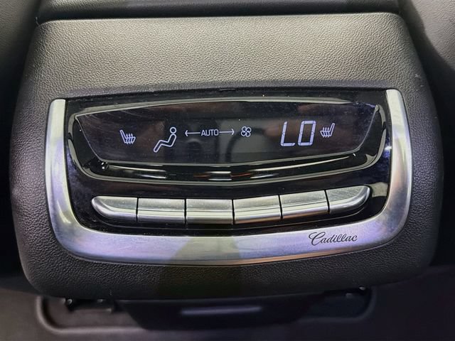 Used 2024 Cadillac XT6 Premium Luxury w/ Technology Package AWD/4WD image 33