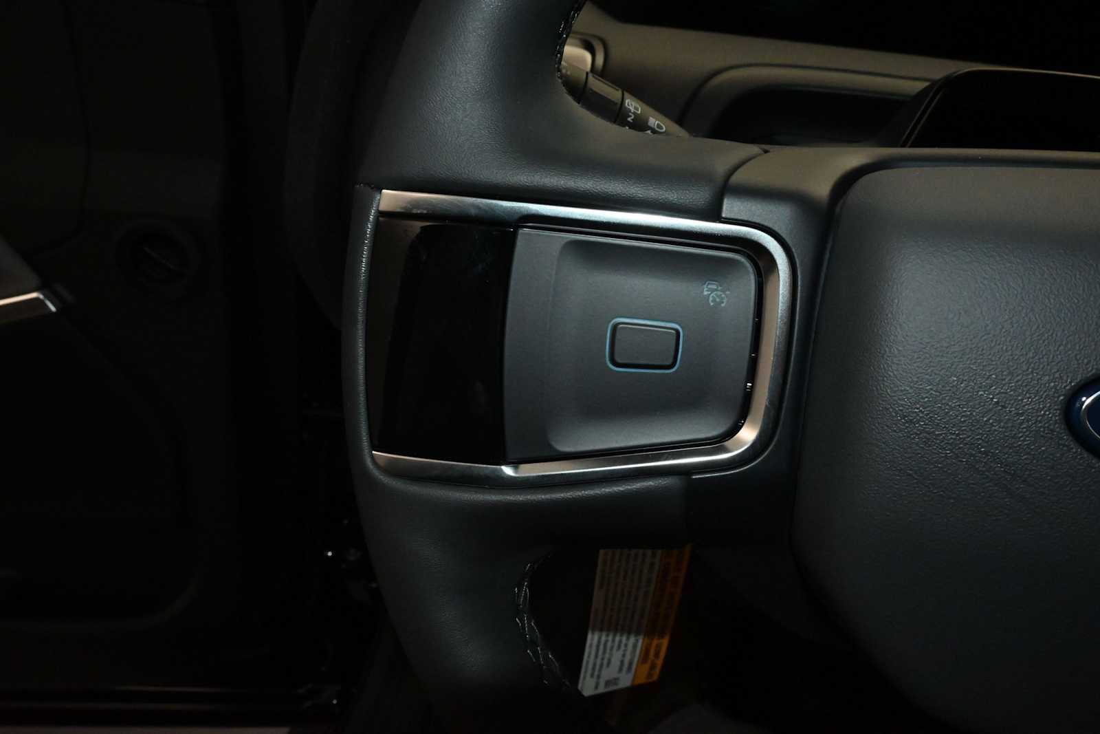 New 2026 Ford Expedition Active AWD/4WD image 32