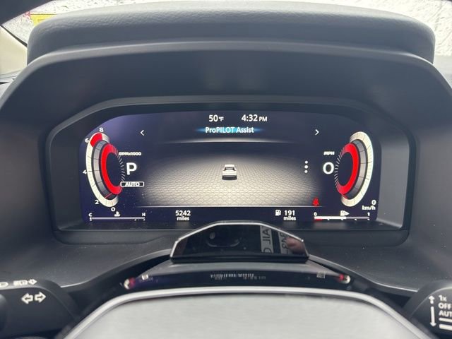 Used 2025 Nissan Rogue SL w/ Tech Package AWD/4WD image 14