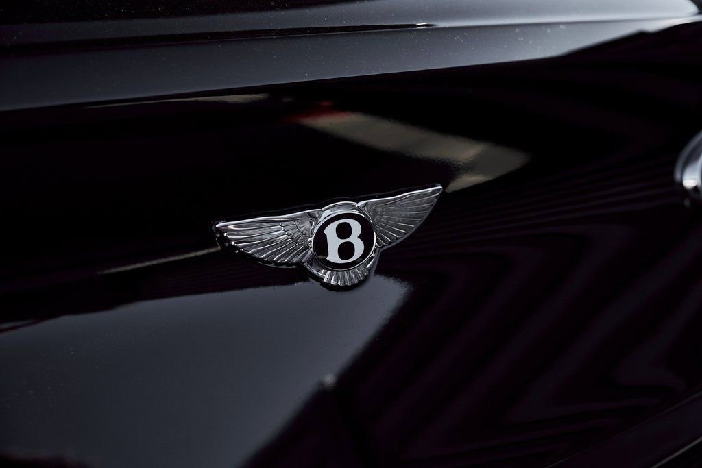 Used 2023 Bentley Bentayga Extended Wheelbase image 11