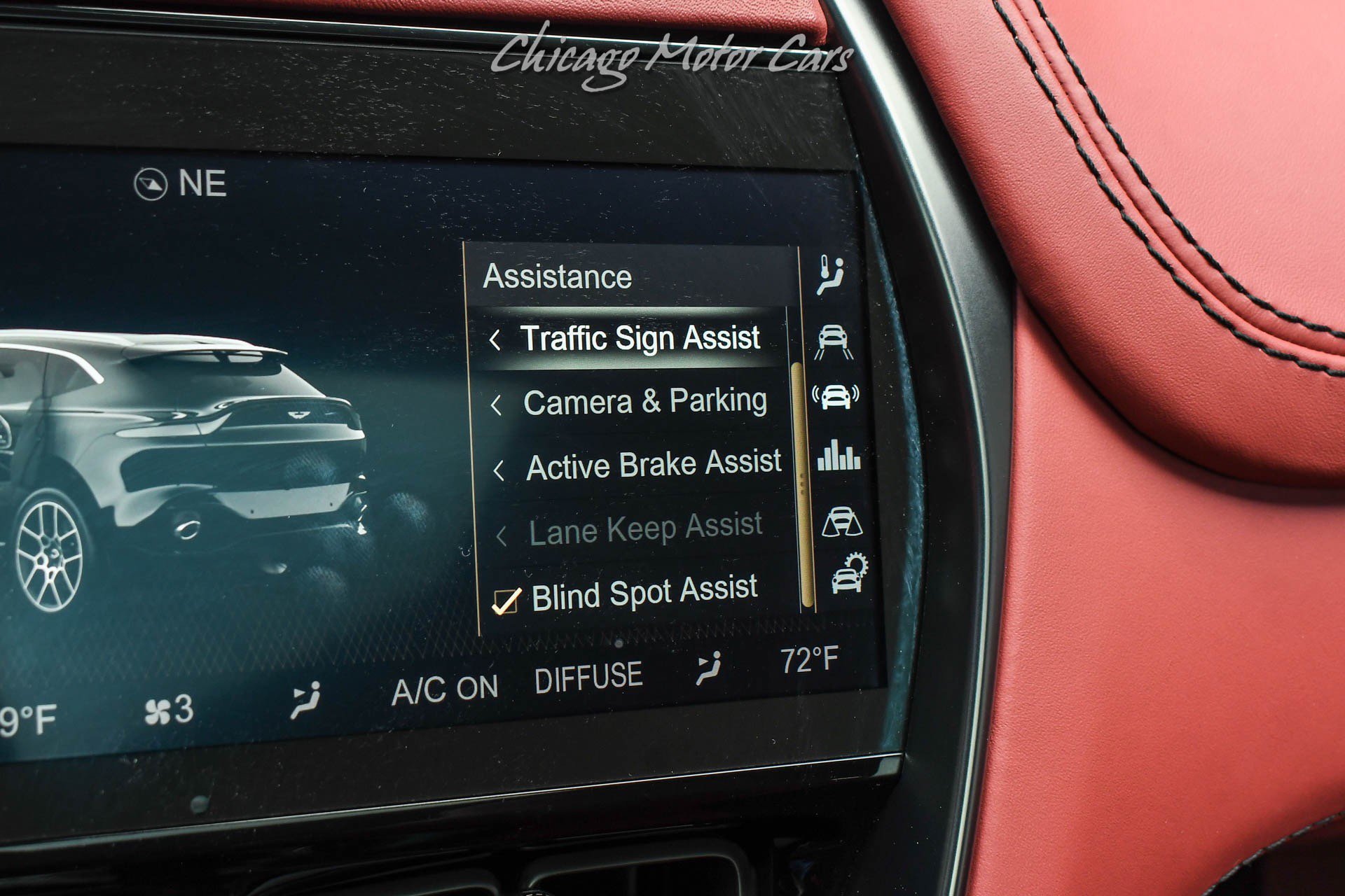 Used 2022 Aston Martin DBX AWD/4WD image 14