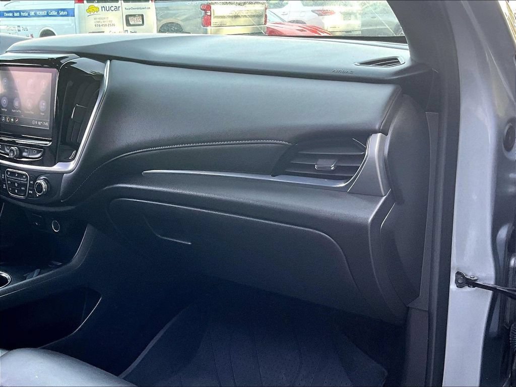 Used 2023 Chevrolet Traverse LT AWD/4WD image 13