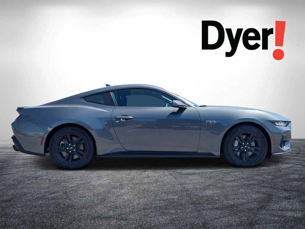 Used 2025 Ford Mustang GT RWD image 2
