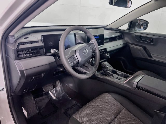 Used 2026 Toyota RAV4 LE FWD image 9