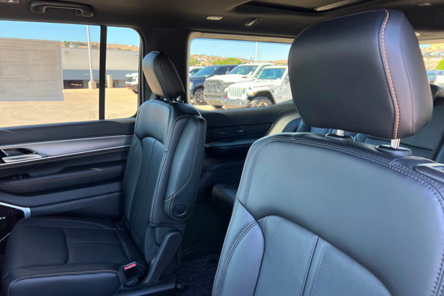 New 2026 Jeep Grand Wagoneer 4WD image 20