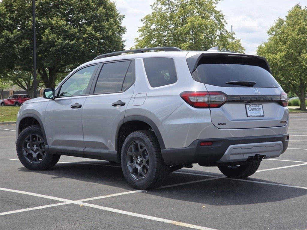 New 2025 Honda Pilot TrailSport image 18